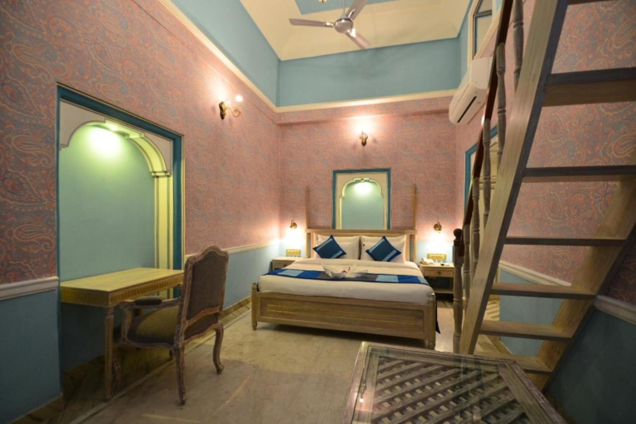 Nirbana Palace - A Heritage Hotel And Spa Jaipur Eksteriør bilde