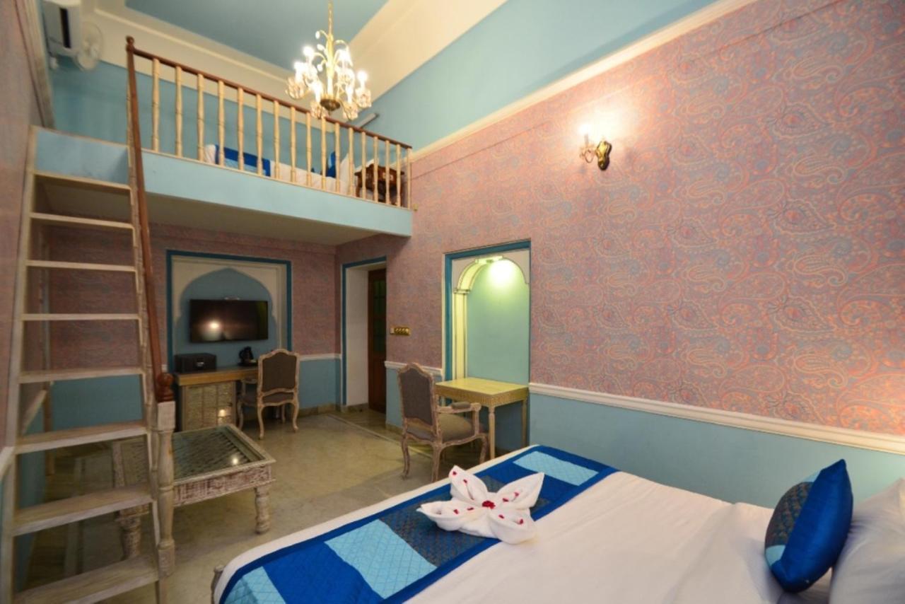 Nirbana Palace - A Heritage Hotel And Spa Jaipur Eksteriør bilde