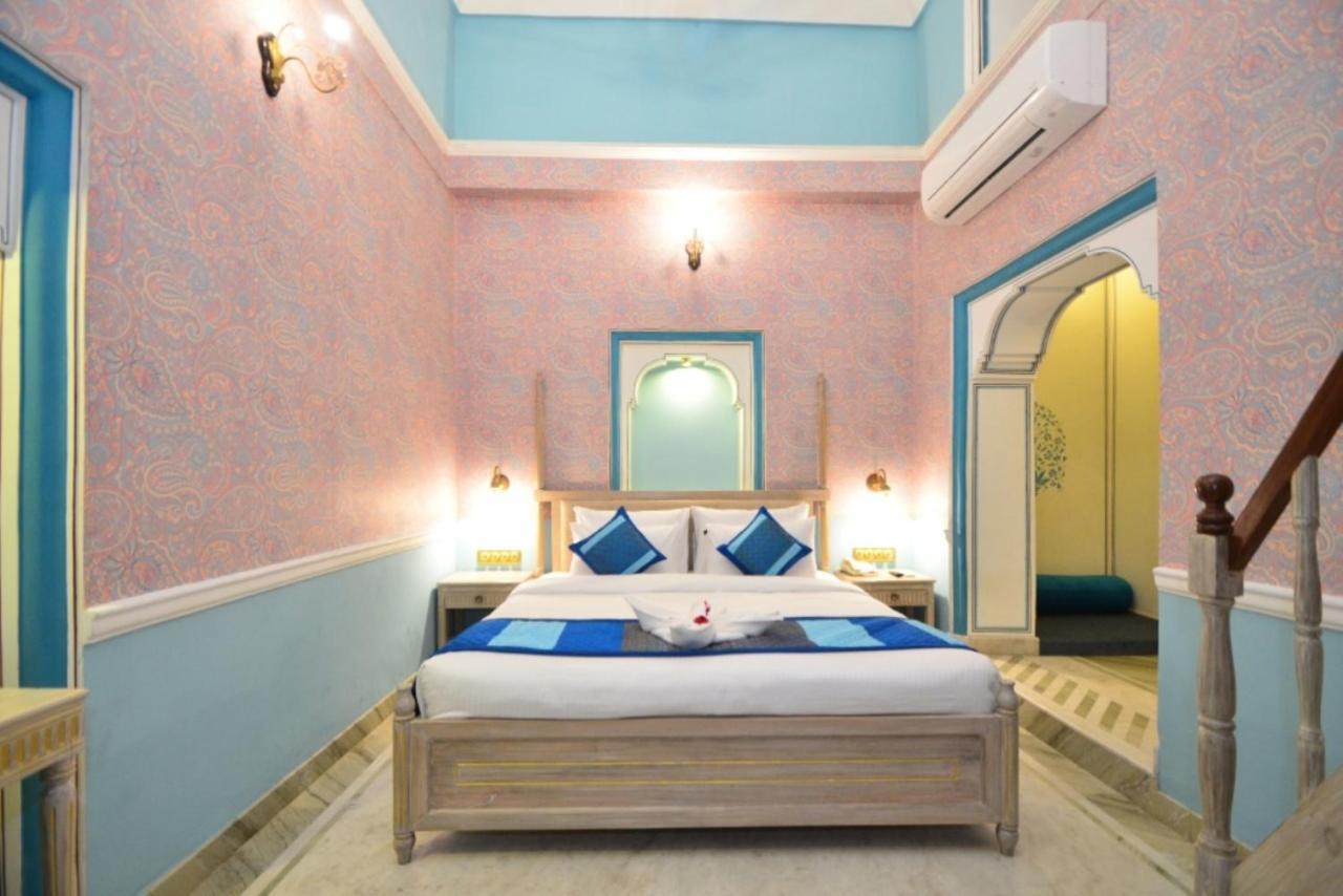 Nirbana Palace - A Heritage Hotel And Spa Jaipur Eksteriør bilde