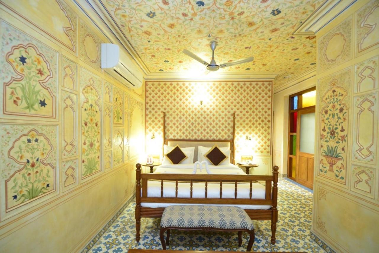 Nirbana Palace - A Heritage Hotel And Spa Jaipur Eksteriør bilde