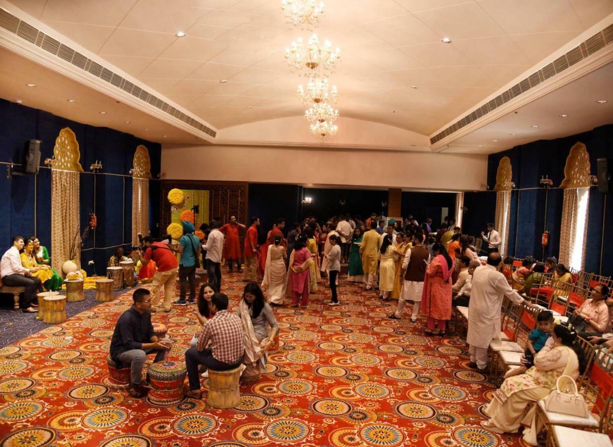 Nirbana Palace - A Heritage Hotel And Spa Jaipur Eksteriør bilde