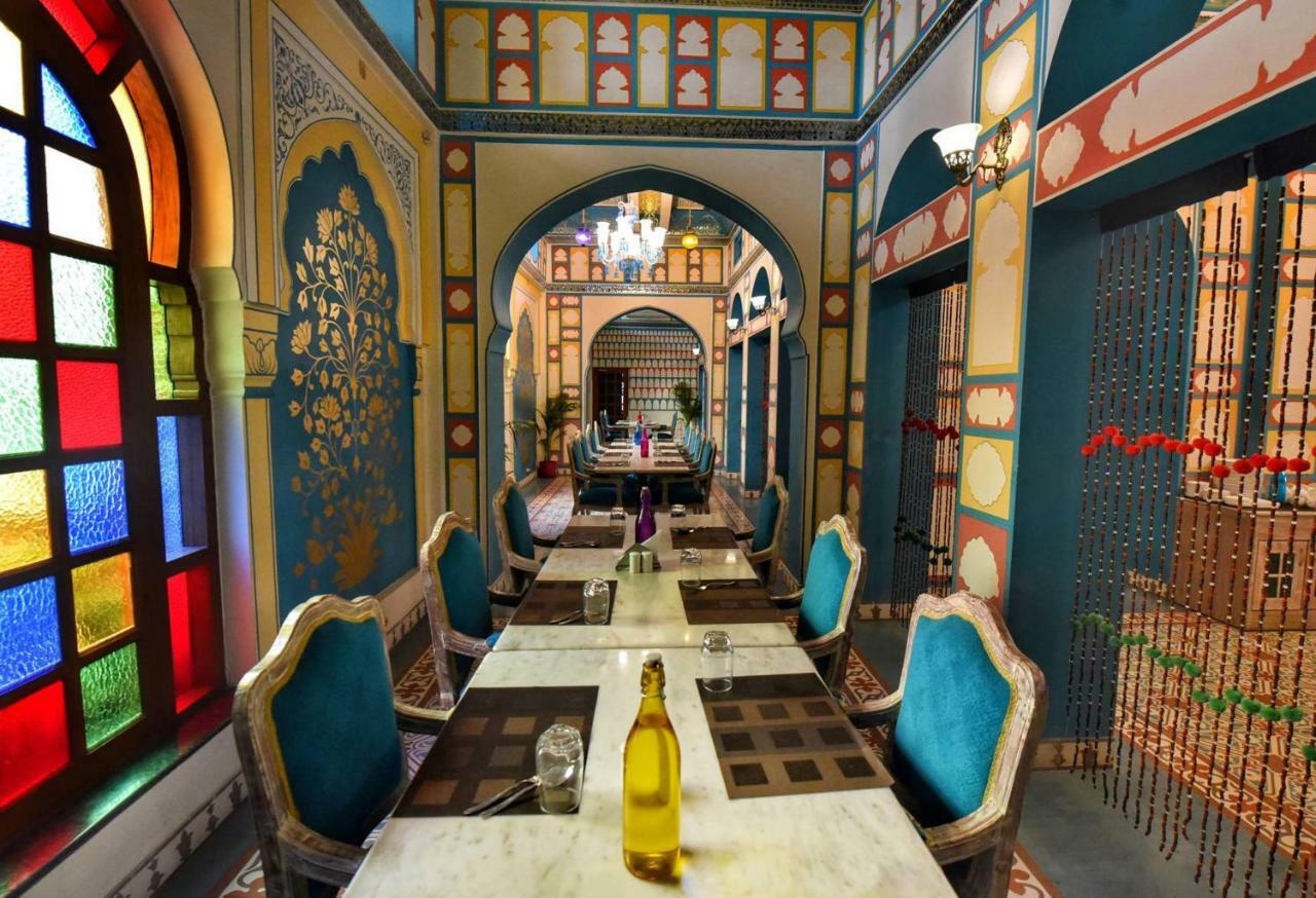 Nirbana Palace - A Heritage Hotel And Spa Jaipur Eksteriør bilde